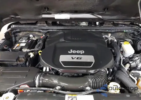 2016 Jeep Wrangler Unlimited Sahara z USA, uszkodzony, nr VIN 1C4BJWEG3GL172532